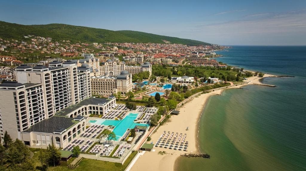 Secrets Sunny Beach Resort & Spa (Adults Only 18+)