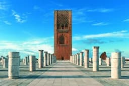 Rabatas. Le Tour Hassan minaretas.